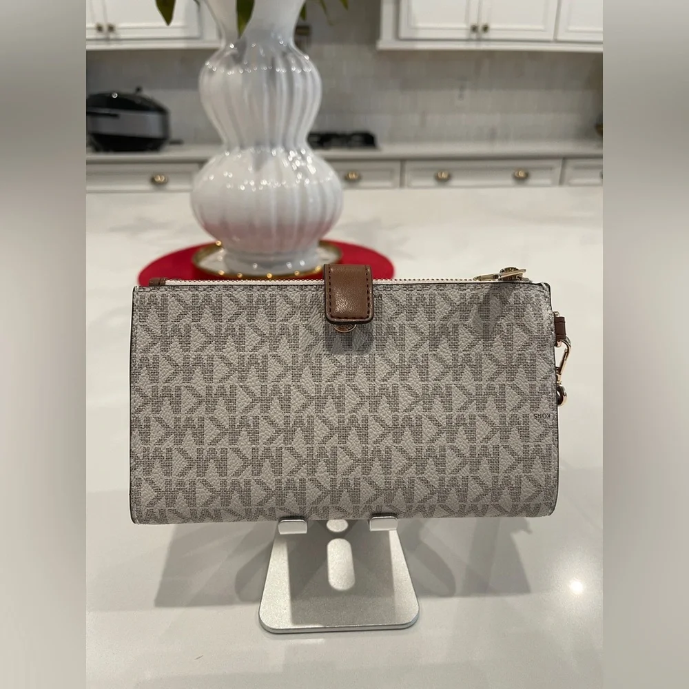 Michael Kors Gray Clutch Wristlet with Monogram Design - Picture 2 of 6